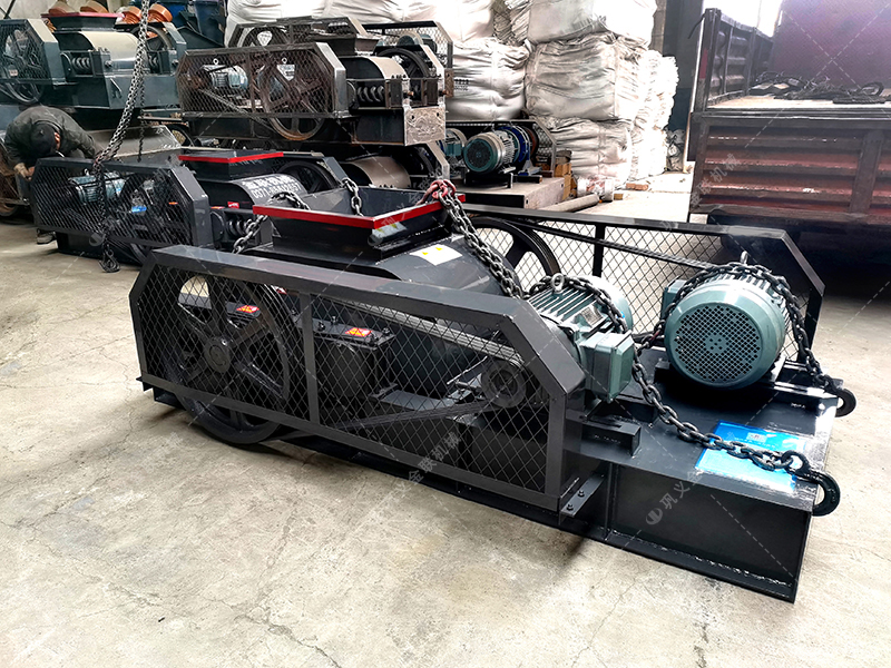 小型對輥破碎機生產線發(fā)貨圖片