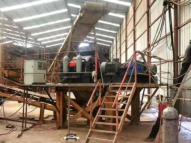 石頭碎成砂子能不能用?液壓對輥制砂機(jī)制砂效果怎么樣? 石頭碎成砂子能不能用?液壓對輥制砂機(jī)制砂效果怎么樣?